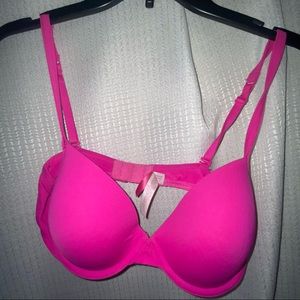 Pink VS T-Shirt Bra 36C